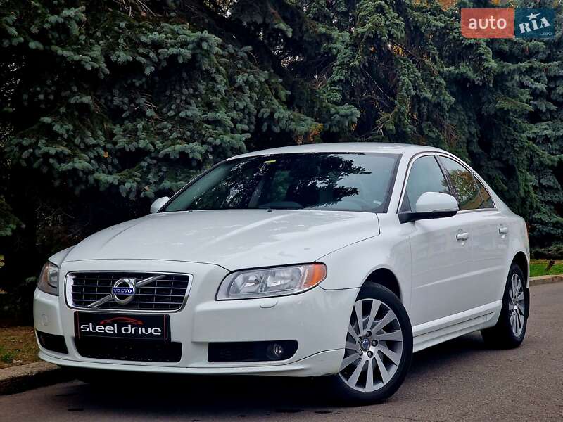 2011 volvo s80