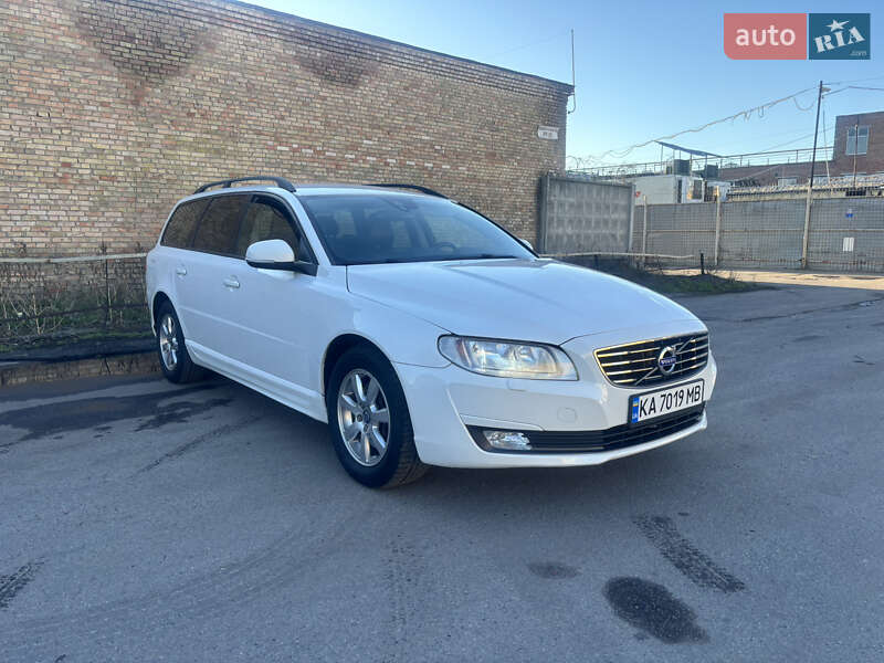 2014 volvo v70