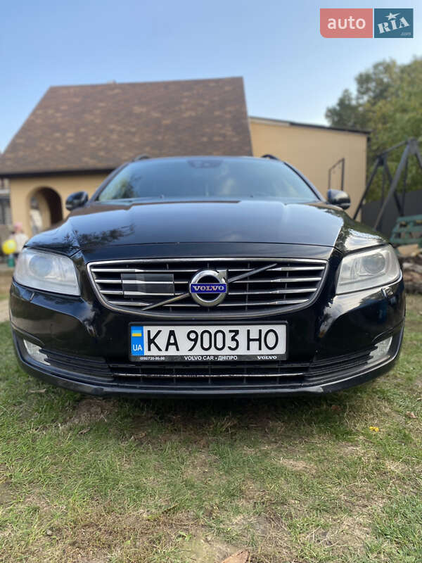 2015 volvo v70