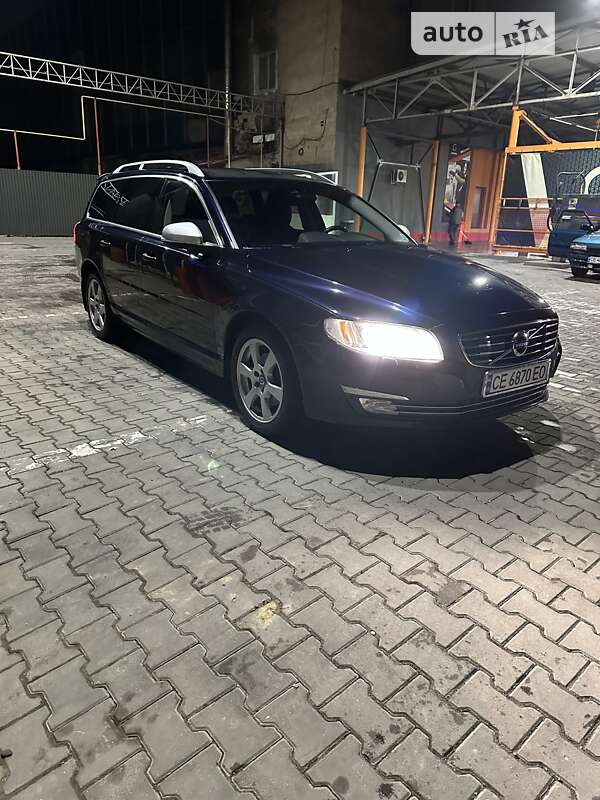 2015 volvo v70