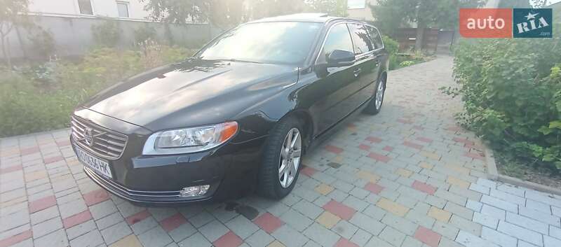 2013 volvo v70