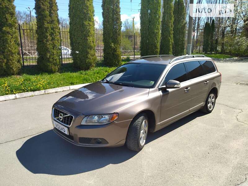 2010 volvo v70