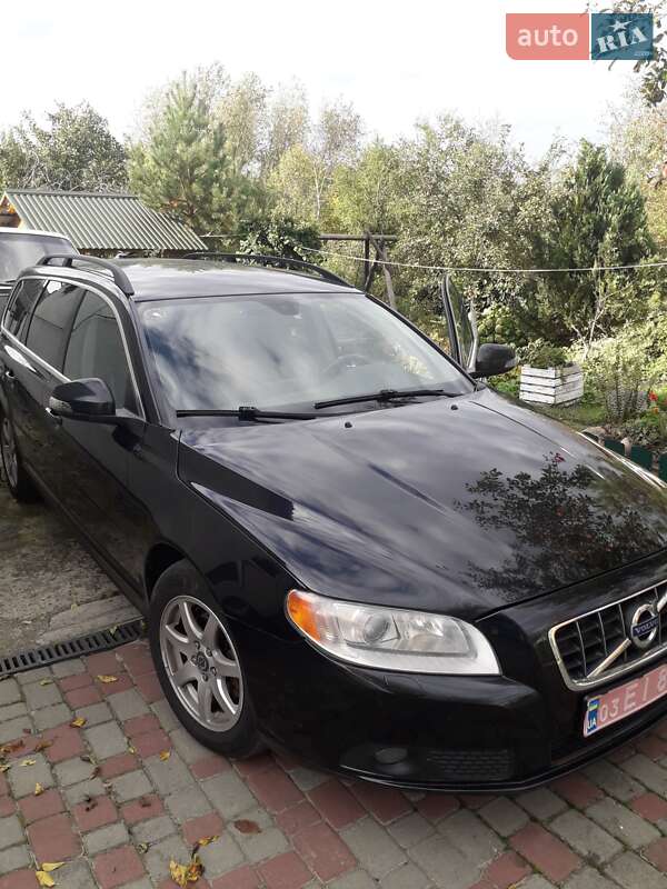 2010 volvo v70