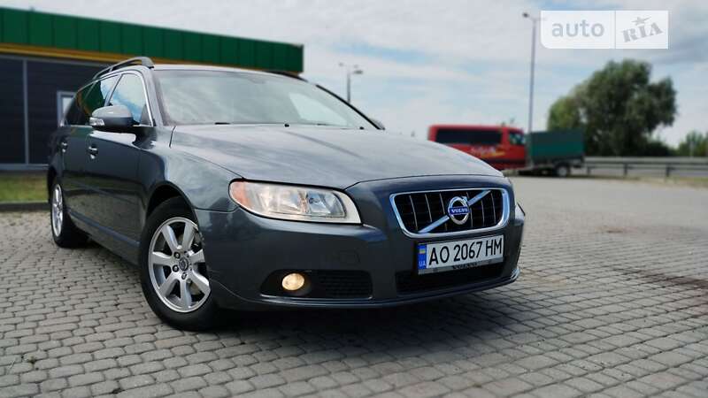 2010 volvo v70