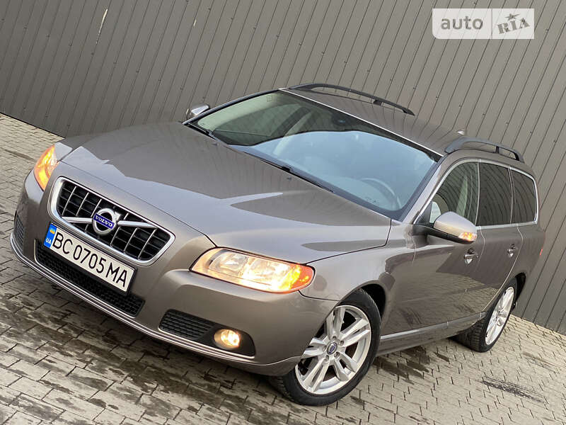 2010 volvo v70