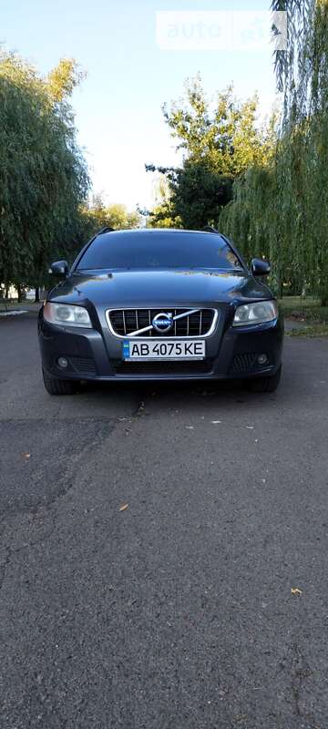 2010 volvo v70