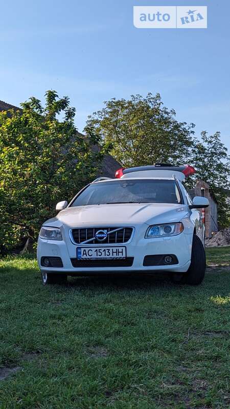 2012 volvo v70