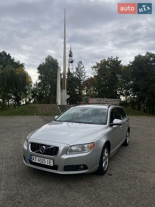 2011 volvo v70