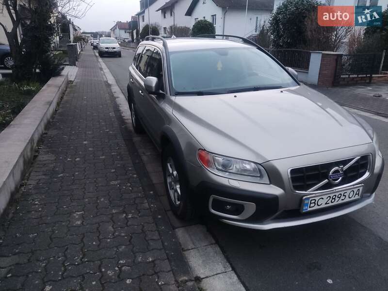2010 volvo xc70