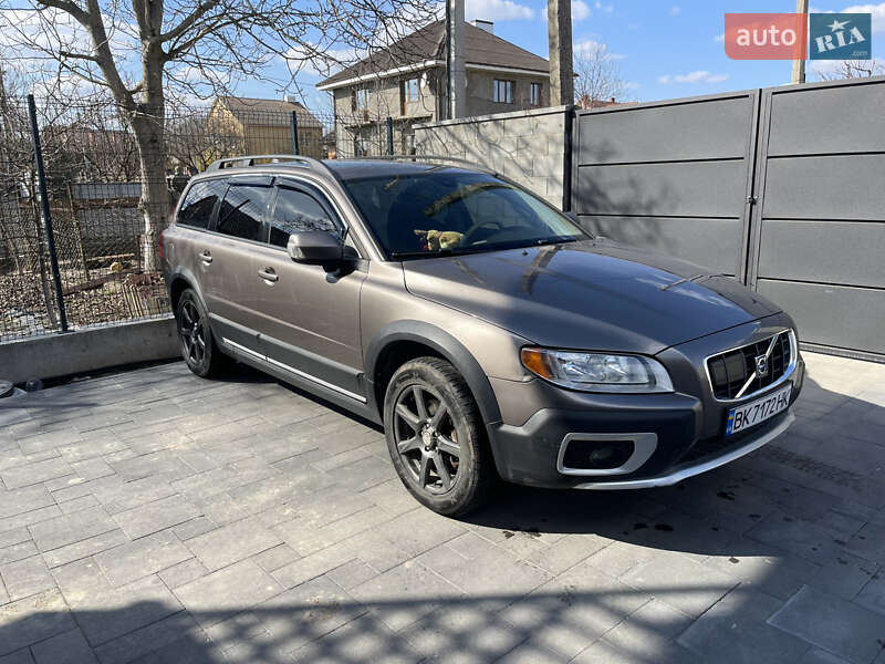 2008 volvo xc70