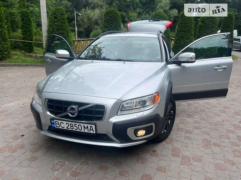 2010 volvo xc70
