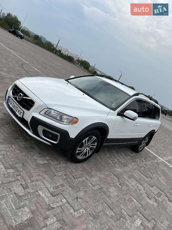 2011 volvo xc70