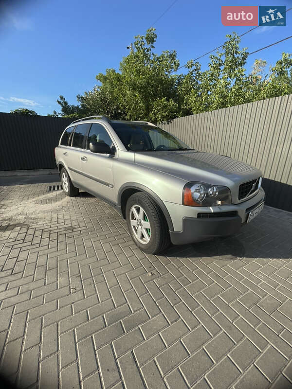 2003 volvo xc90
