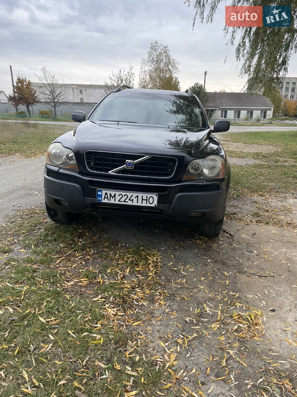 2004 volvo xc90