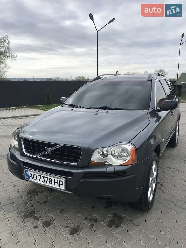 2004 volvo xc90