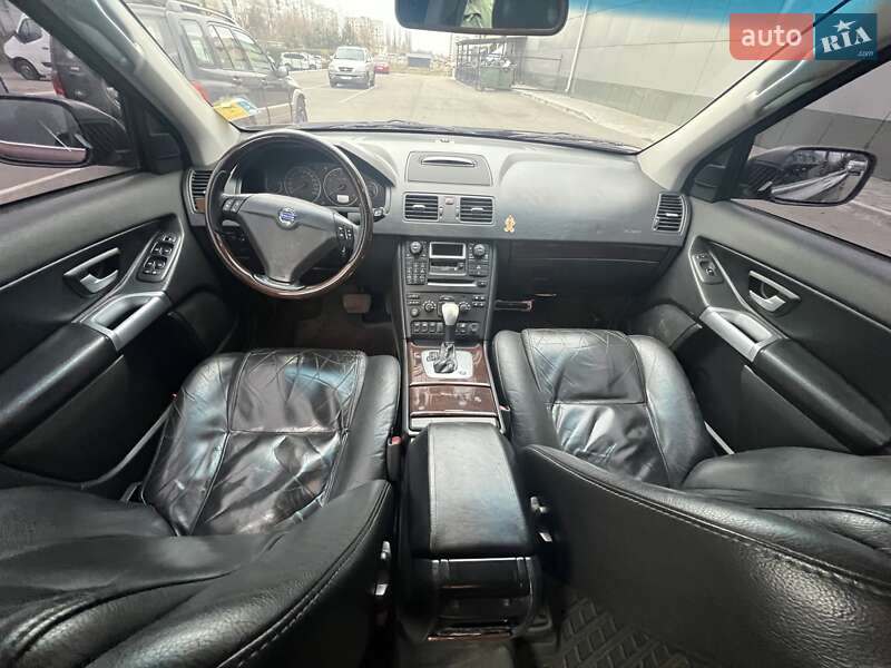 2003 volvo xc90