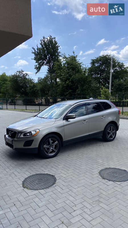 2010 volvo xc60