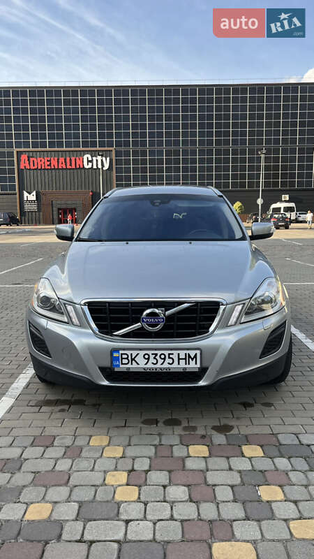 2011 volvo xc60