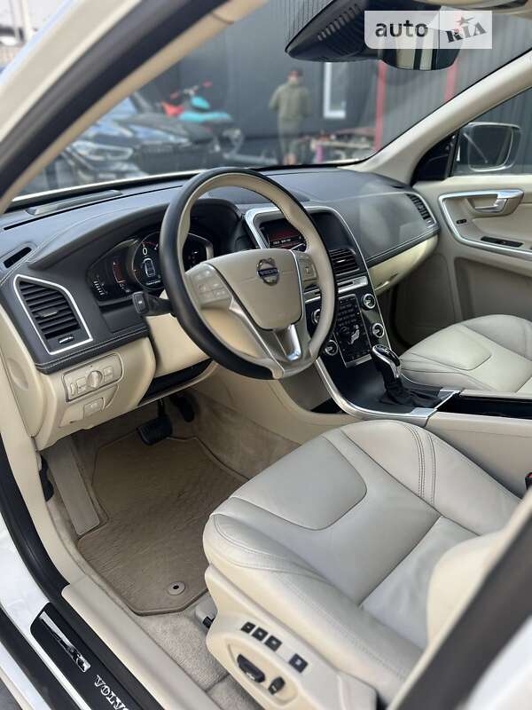 2014 volvo xc60