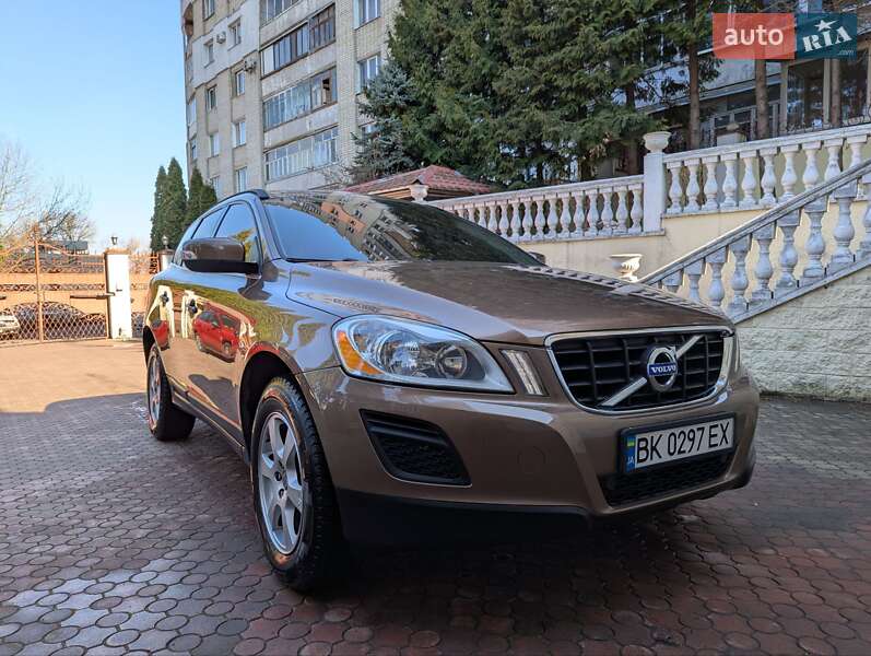 2011 volvo xc60