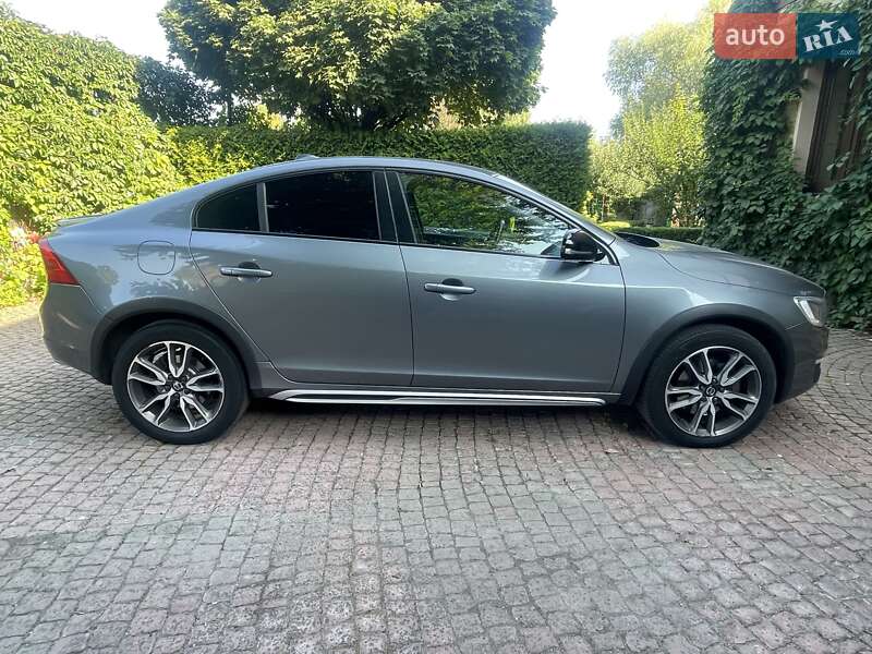 2016 volvo s60