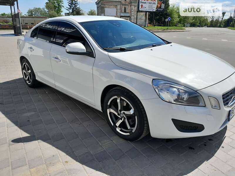 2011 volvo s60