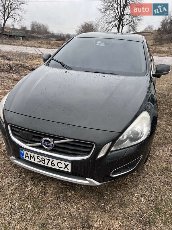 2010 volvo s60