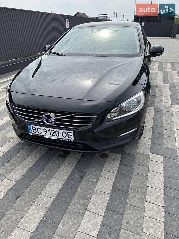 2017 volvo s60