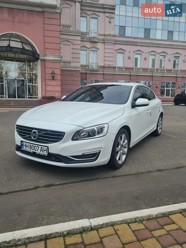 2017 volvo s60
