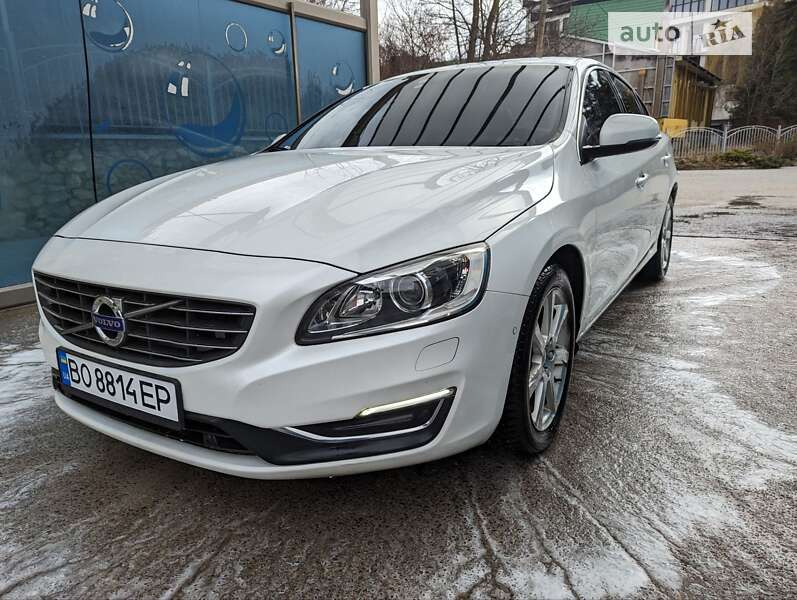 2017 volvo s60