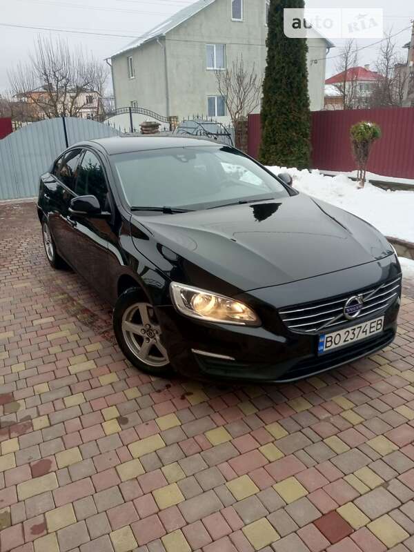 2015 volvo s60