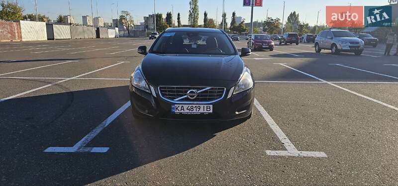 2011 volvo v60