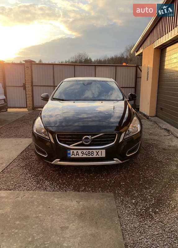 2011 volvo v60