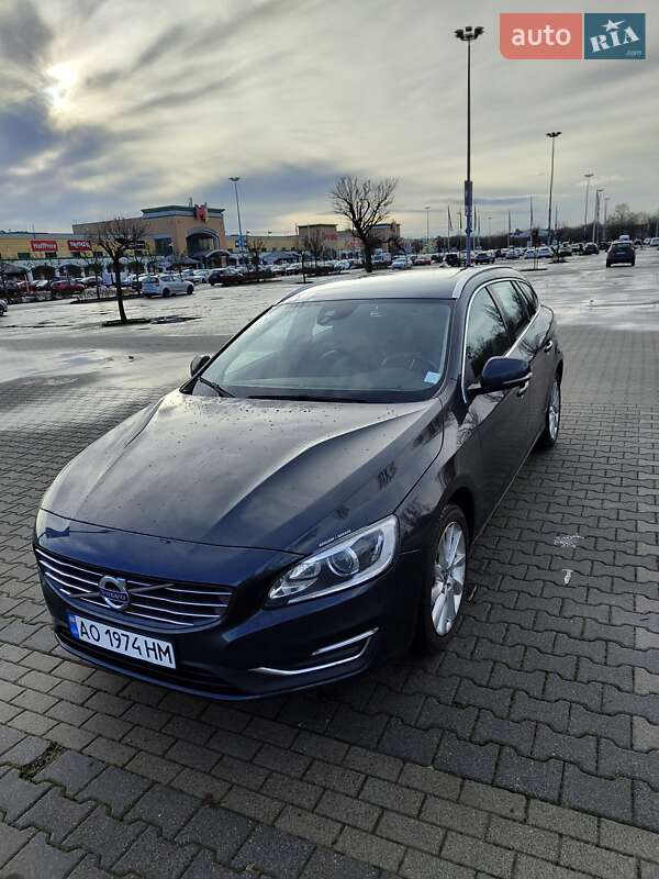 2014 volvo v60