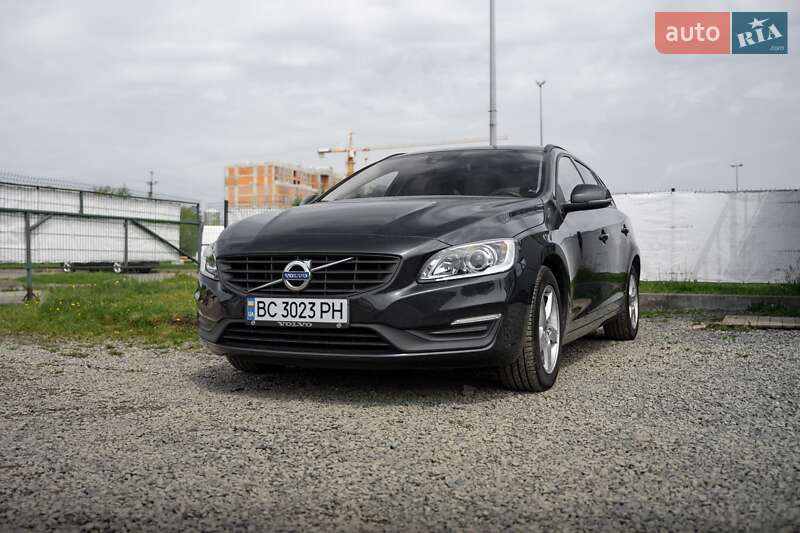 2015 volvo v60