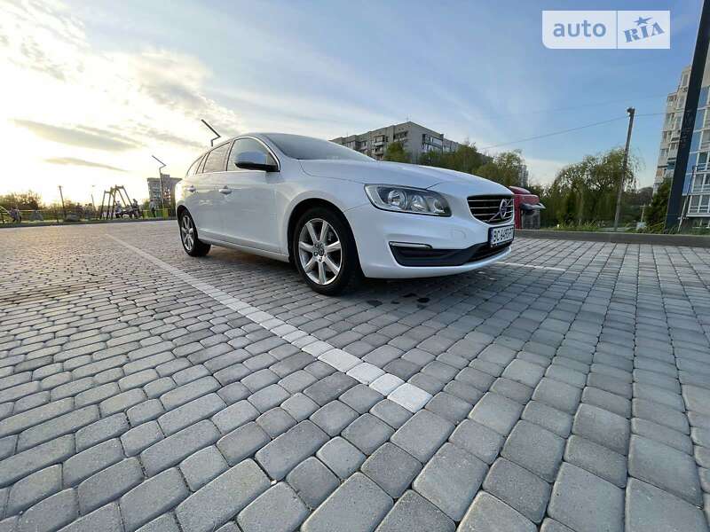 2016 volvo v60