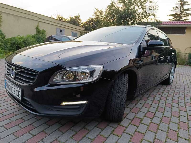 2015 volvo v60