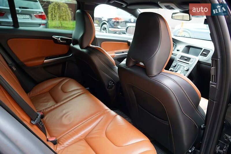 2014 volvo v60