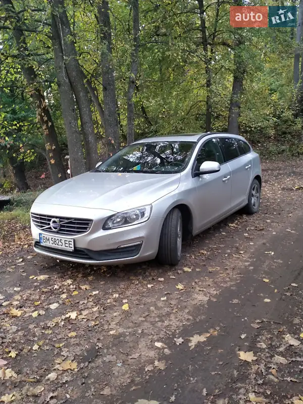 2015 volvo v60