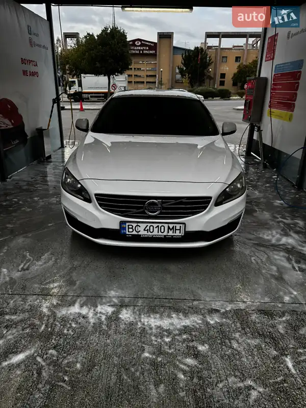 2013 volvo v60