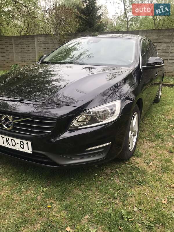 2014 volvo v60