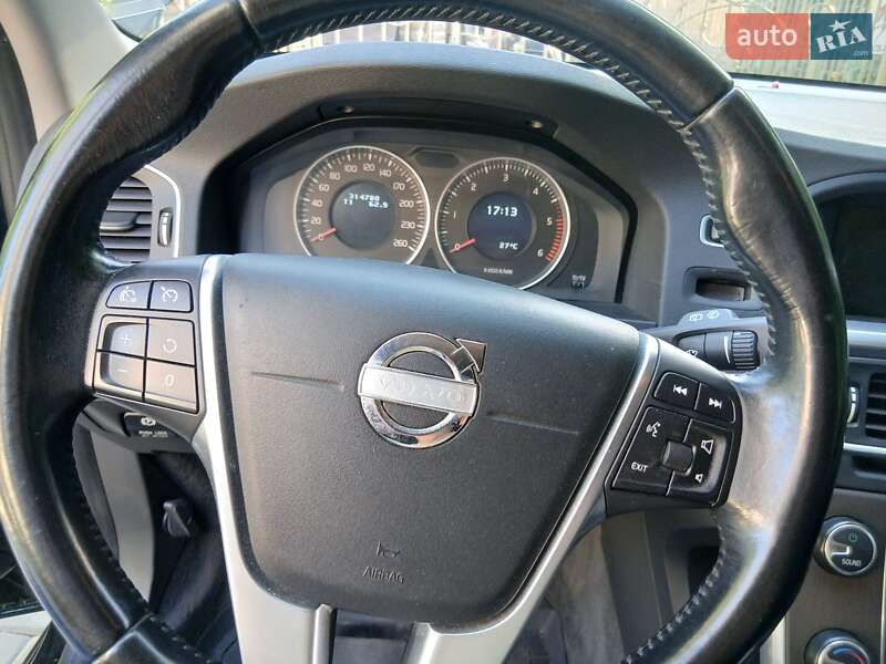 2011 volvo v60