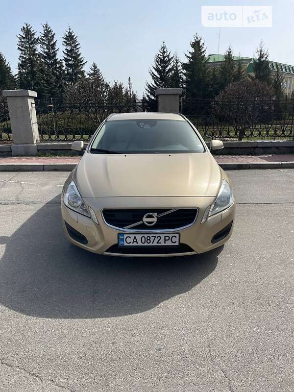 2011 volvo v60