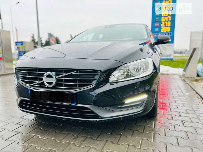 2014 volvo v60