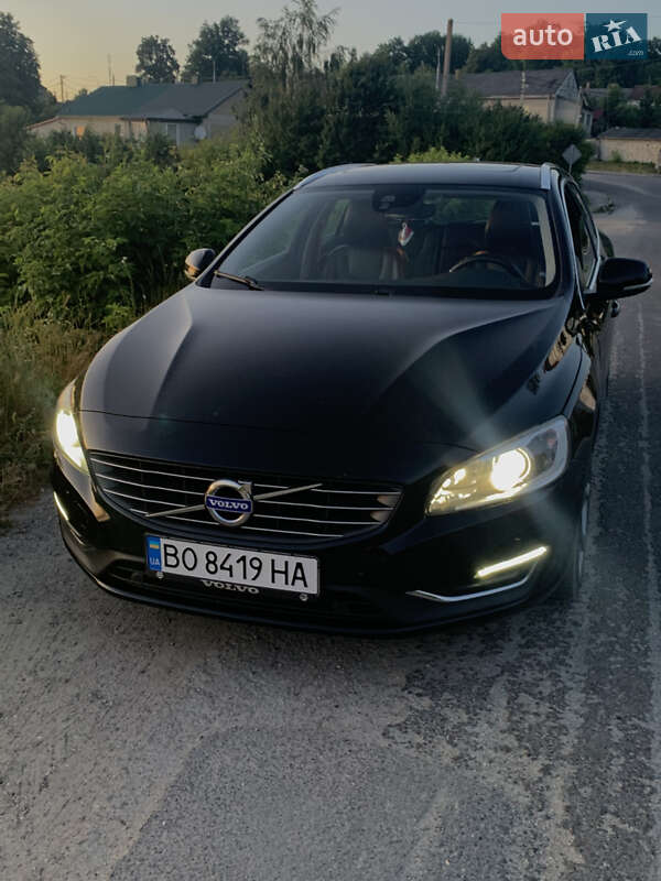 2015 volvo v60