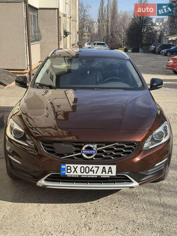 2016 volvo v60