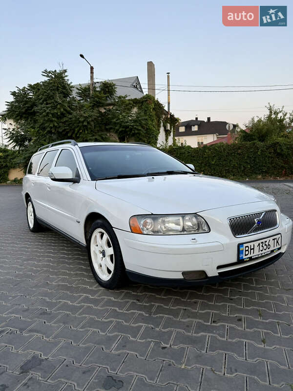 2005 volvo v70