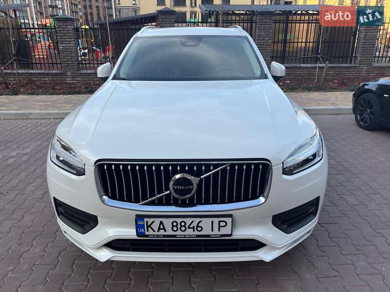 2022 volvo xc90