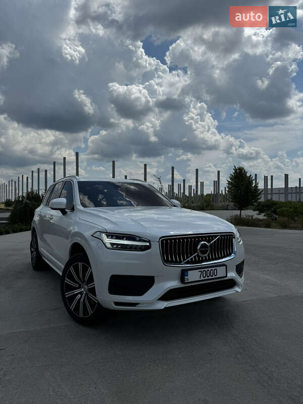 2022 volvo xc90