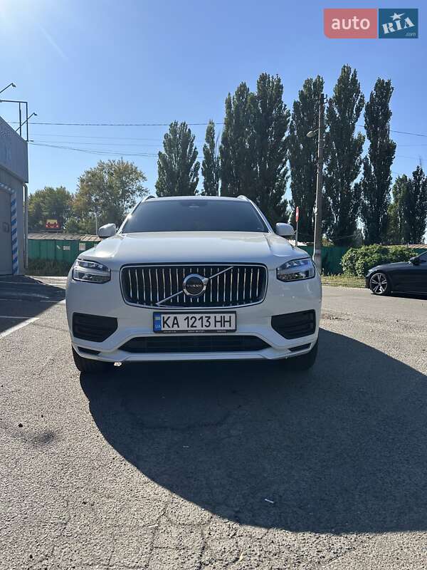 2022 volvo xc90